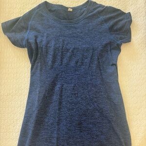 Lululemon swiftly tech workout top